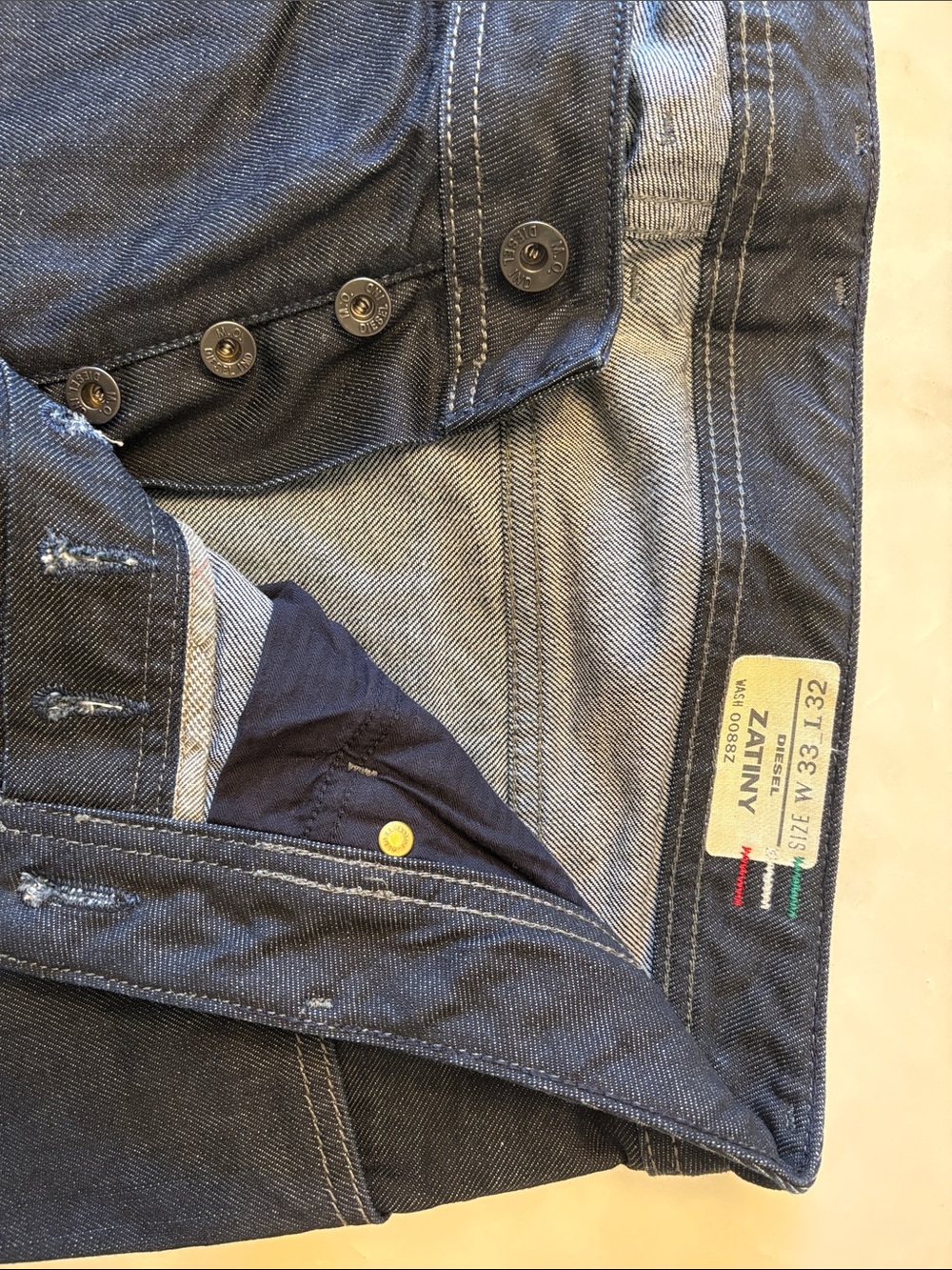 Diesel Zatiny  men’s 882 0088Z jeans denim bootcut W 33 _ L 32.